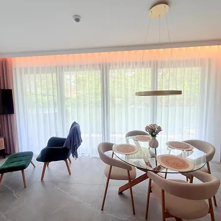 Baltic Sea Dora Wellness بوغورزيلكا